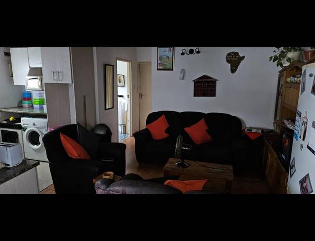 2 BEDROOM HOUSE FOR SALE IN KHAYA